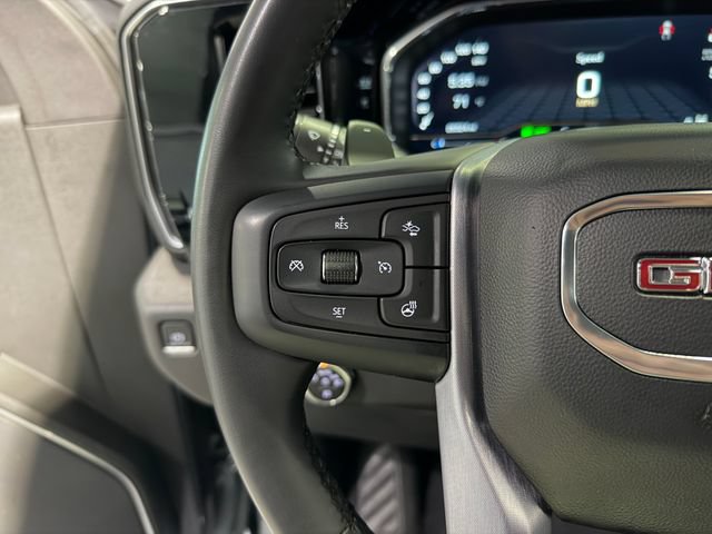 Used 2023 GMC Sierra 1500 SLT w/ SLT Premium Plus Package AWD/4WD image 18