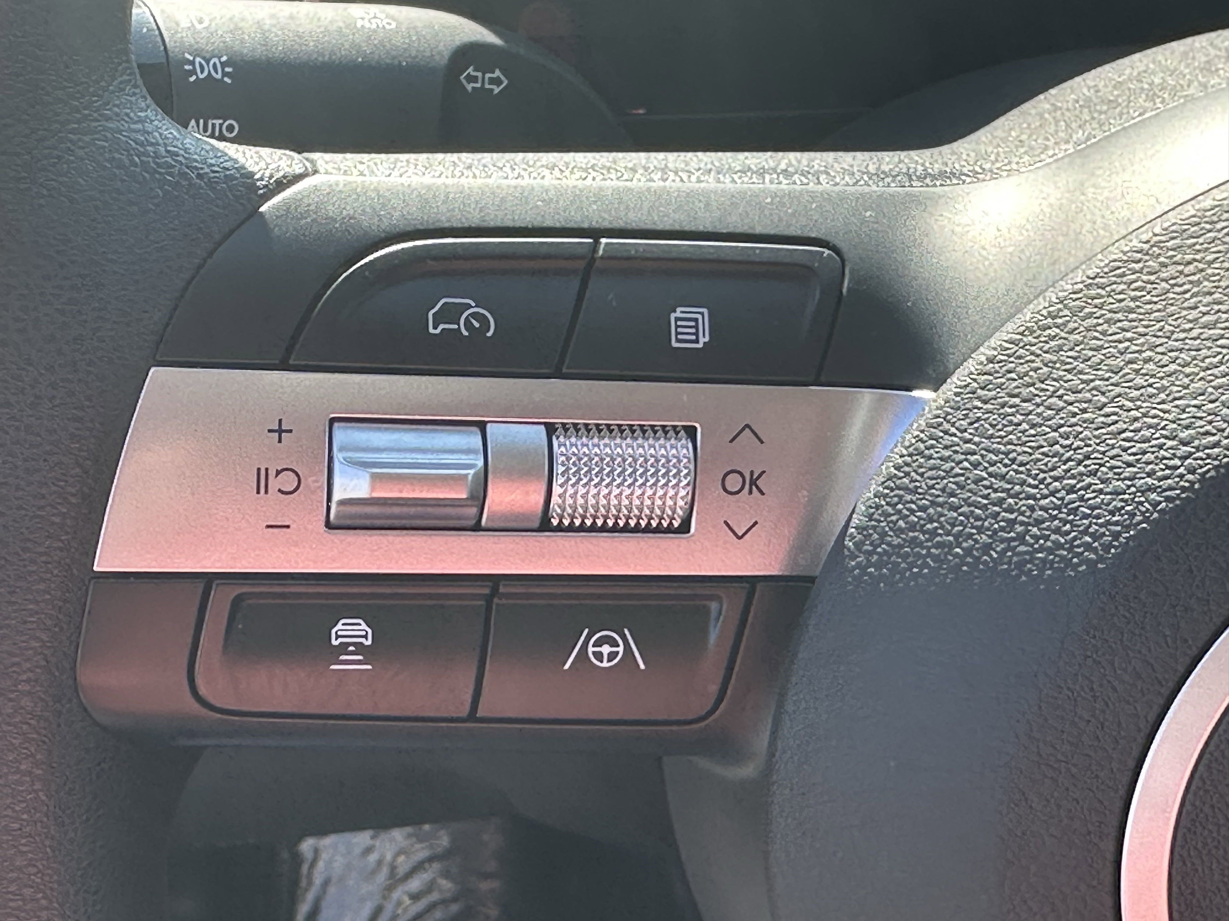 Used 2025 Hyundai Tucson SEL image 25