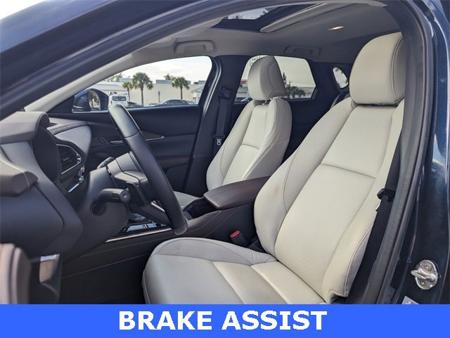 Used 2023 MAZDA CX-30 AWD 2.5 S w/ Premium Package image 5