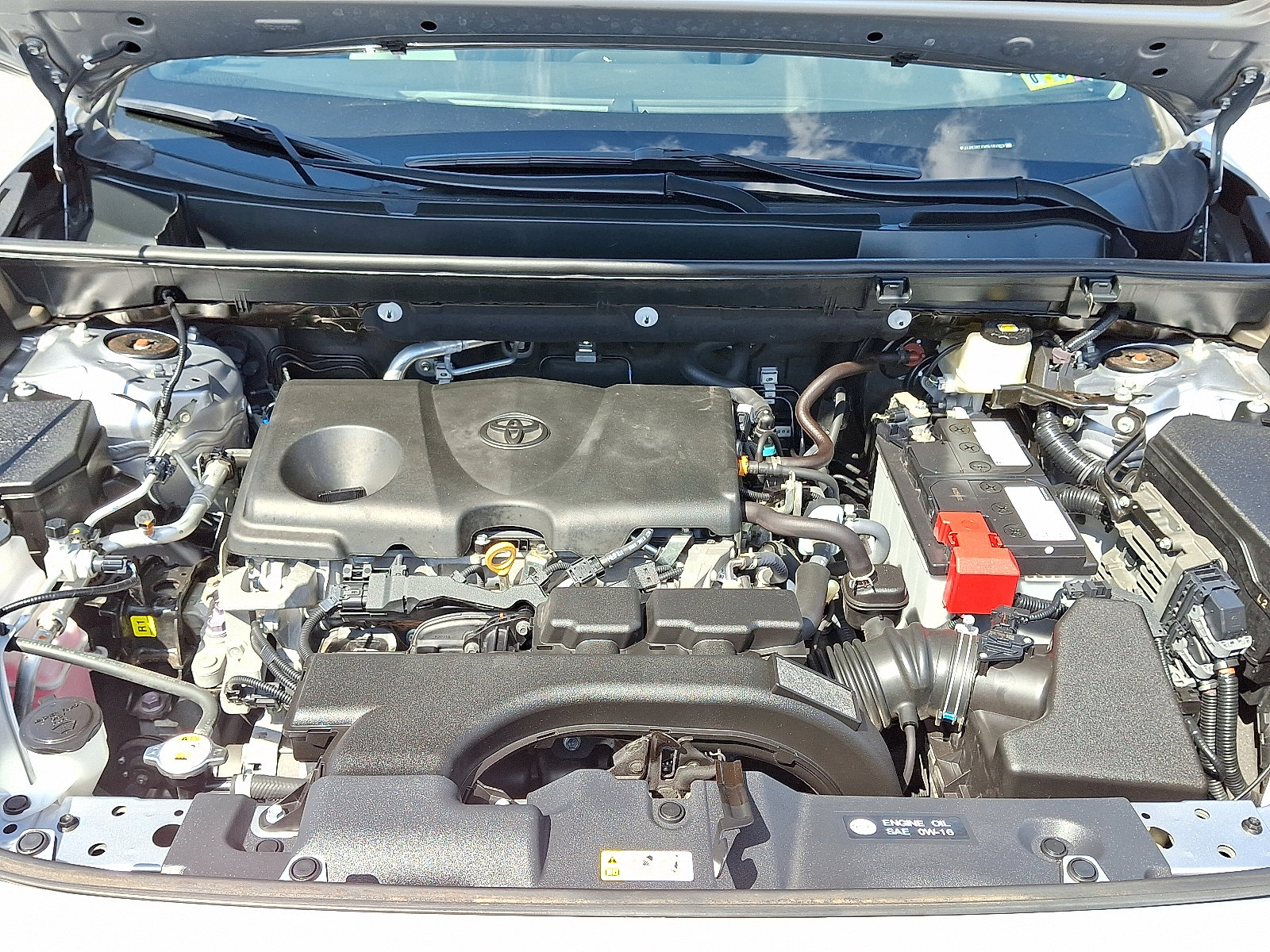 Certified 2021 Toyota RAV4 XLE Premium image 28