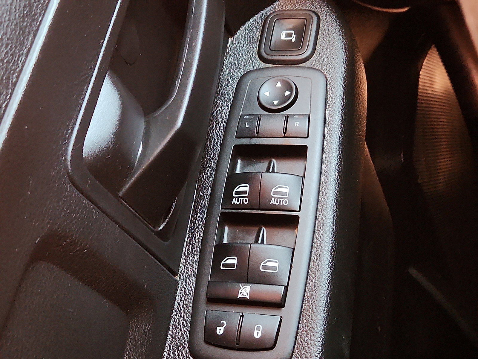 Used 2024 RAM 3500 Tradesman w/ Electrical Accessory Group image 17