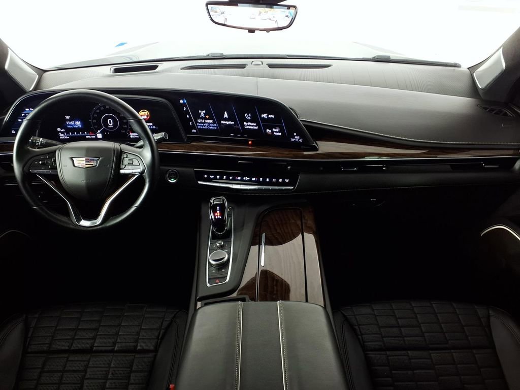 Used 2021 Cadillac Escalade ESV Premium Luxury Platinum image 11