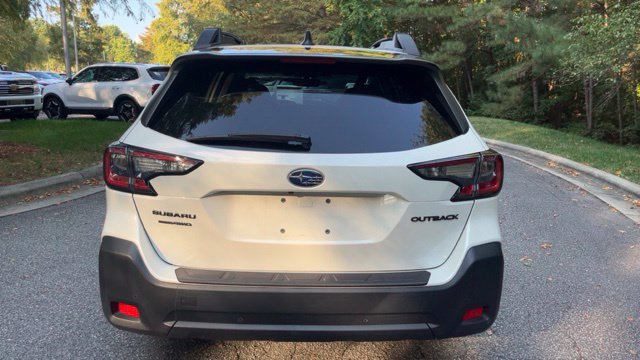 Used 2024 Subaru Outback Onyx Edition AWD/4WD image 8