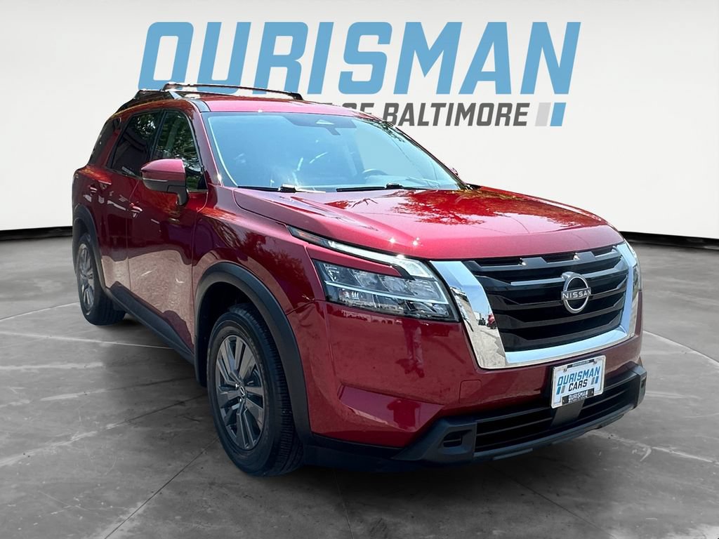 Used 2022 Nissan Pathfinder SV AWD/4WD image 1
