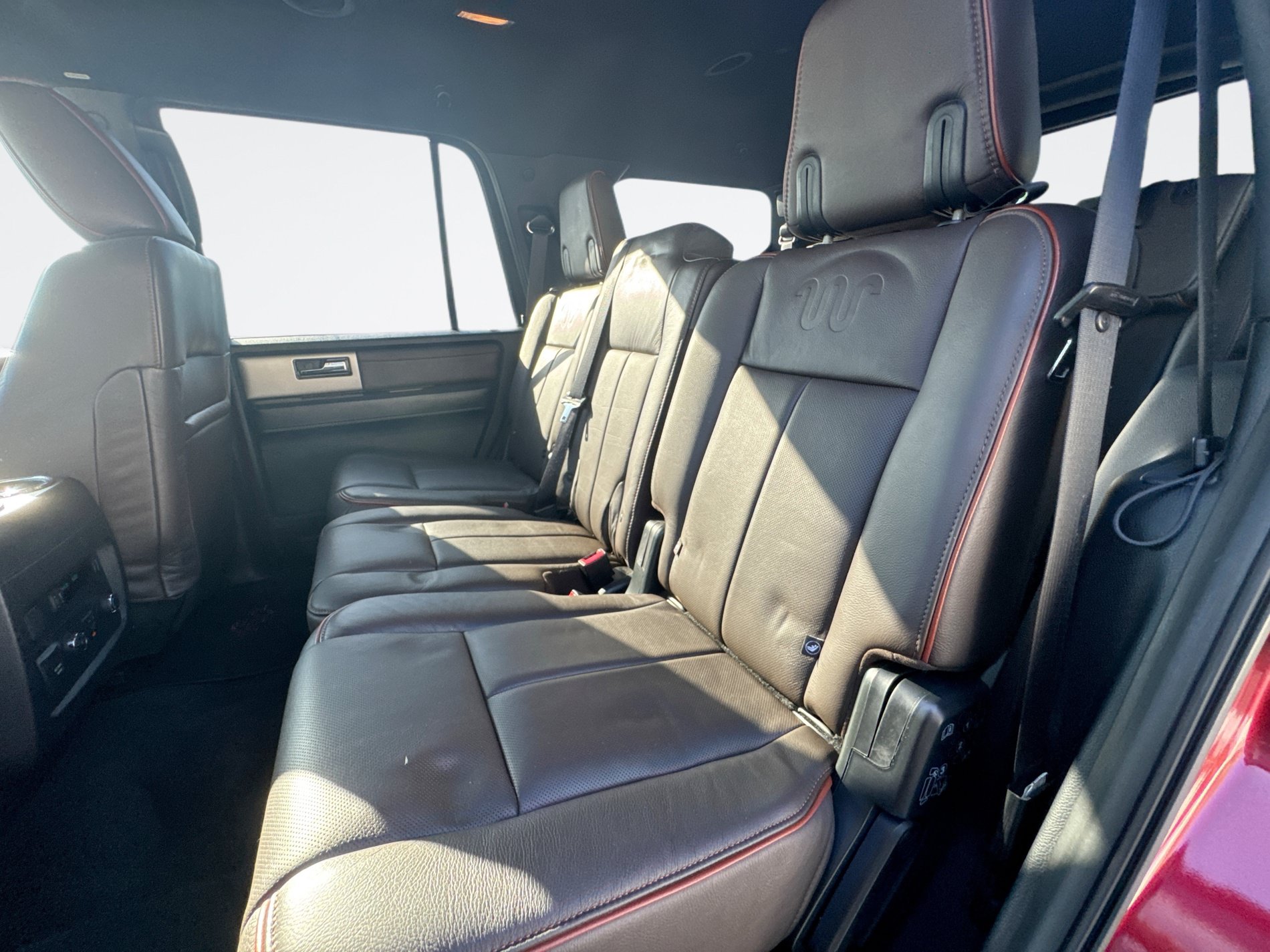 Used 2015 Ford Expedition King Ranch RWD image 14