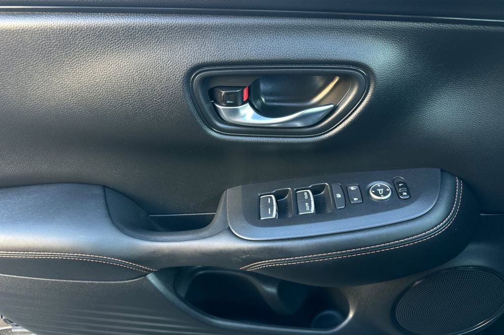 Certified 2024 Honda HR-V Sport image 11