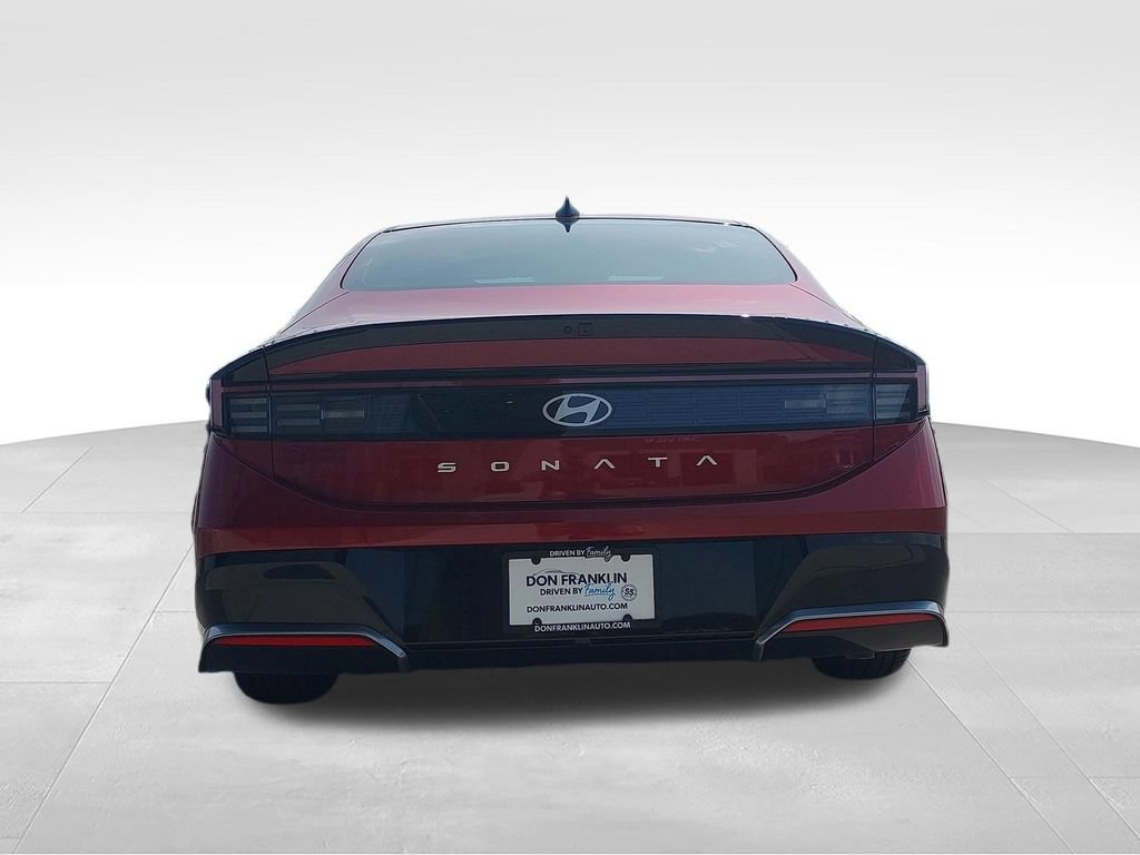 New 2026 Hyundai Sonata SEL FWD image 4