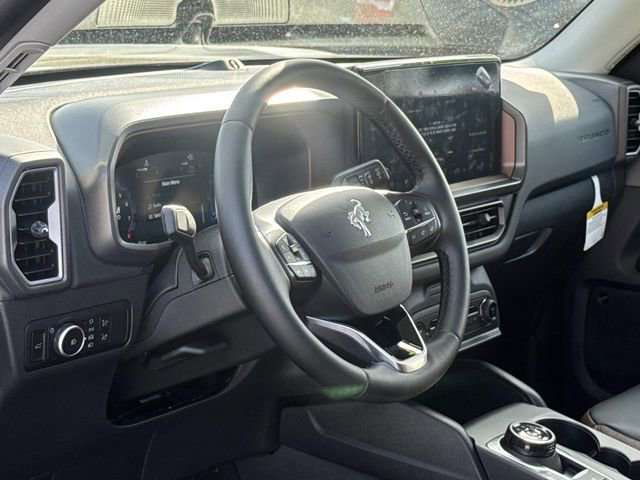 Used 2025 Ford Bronco Sport Outer Banks w/ Outer Banks Tech Package+ image 28