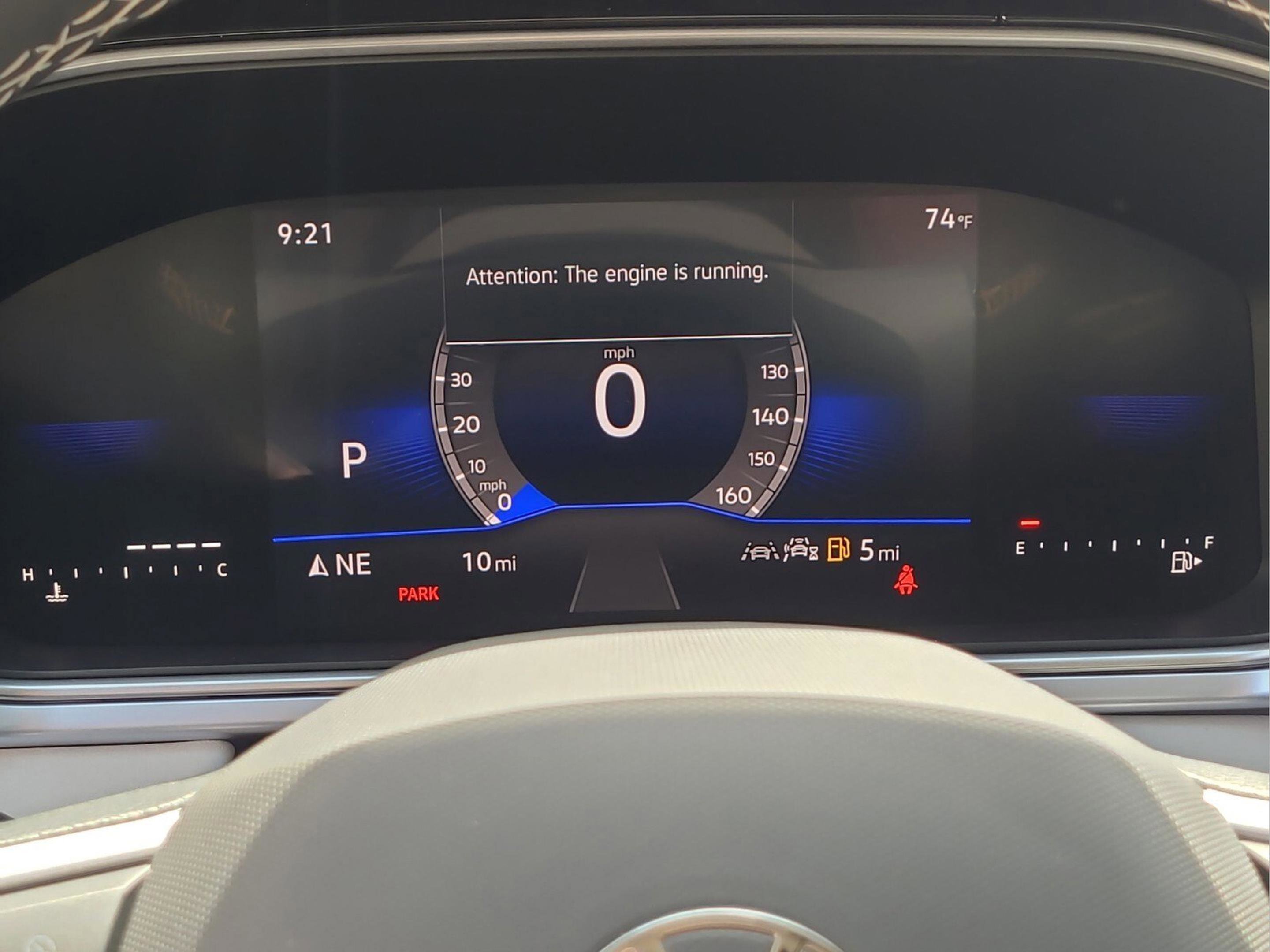 New 2025 Volkswagen Taos SE image 14