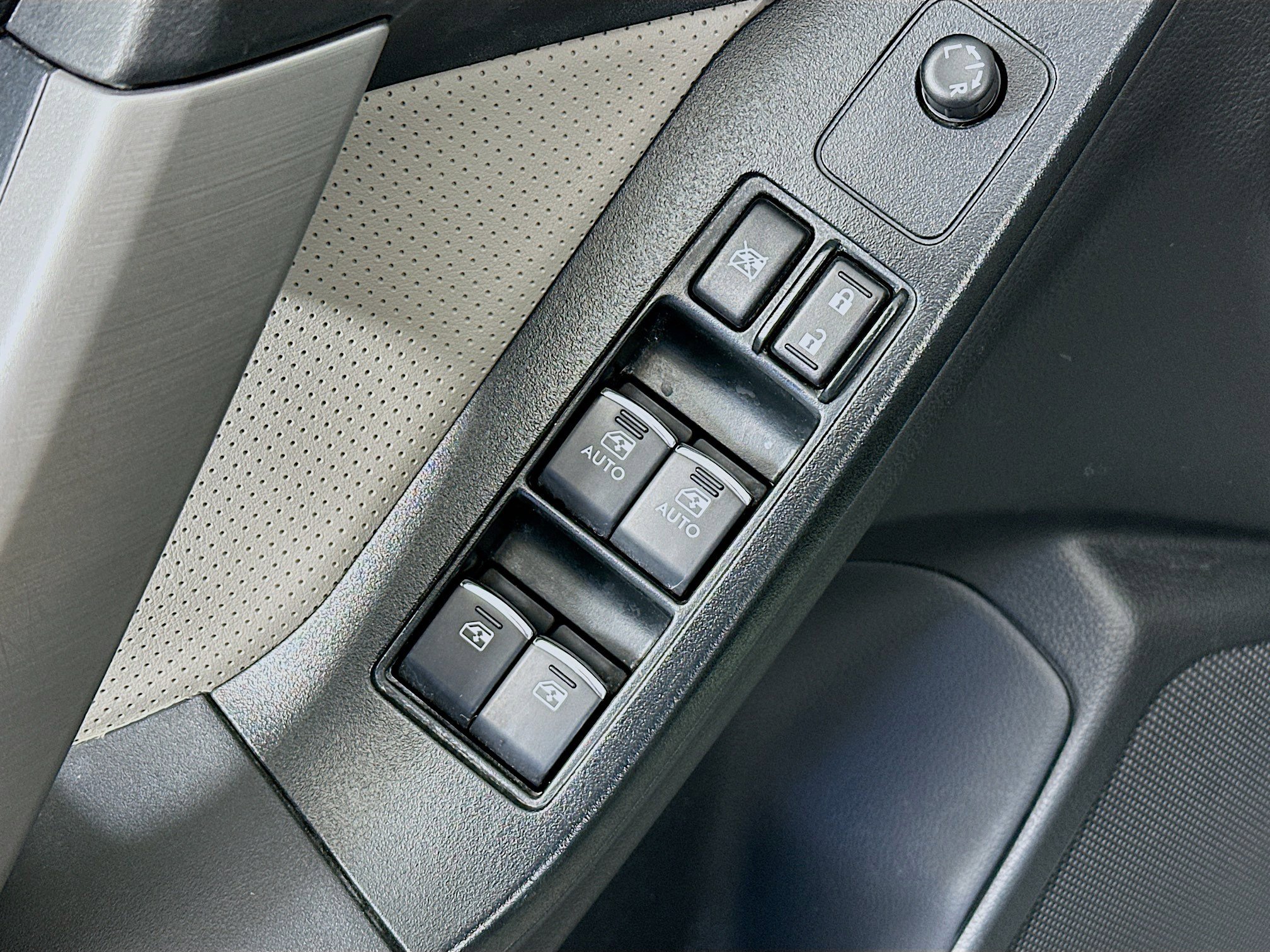 Used 2018 Subaru Forester 2.5i Limited image 15