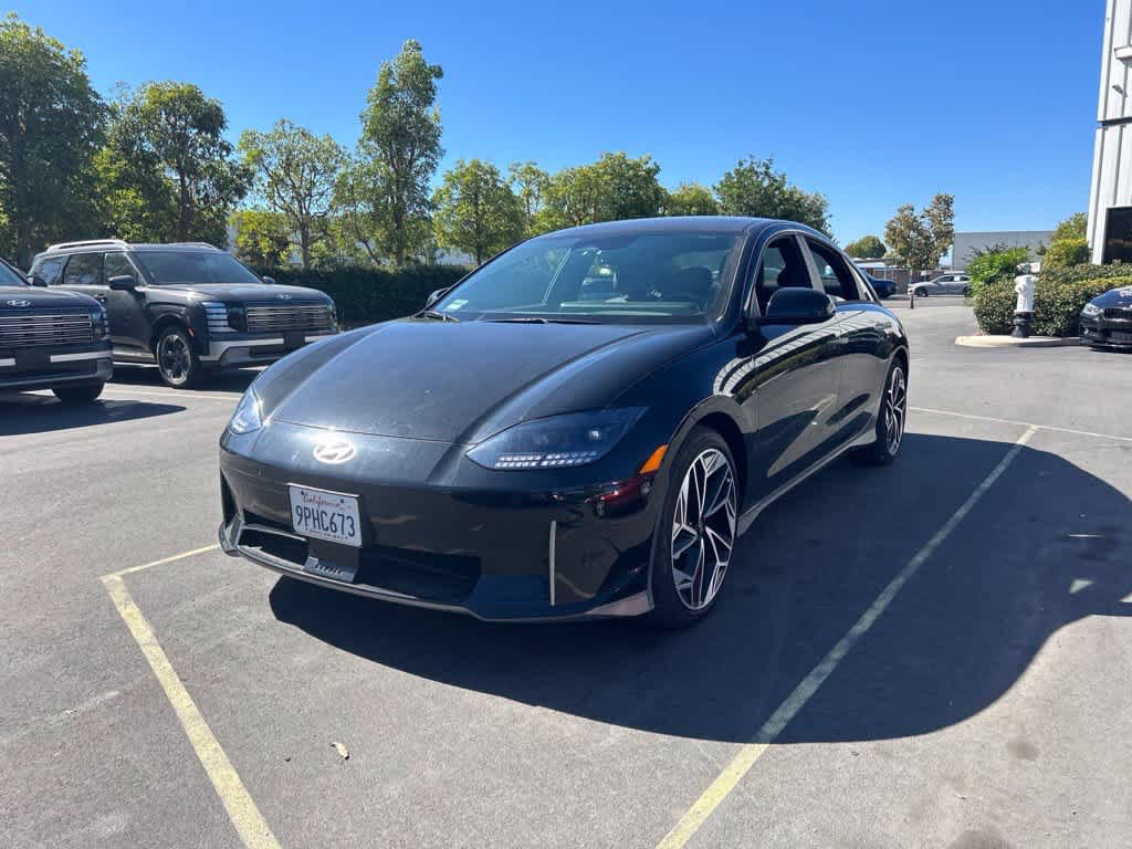 Used 2025 Hyundai Ioniq 6 SEL RWD image 2