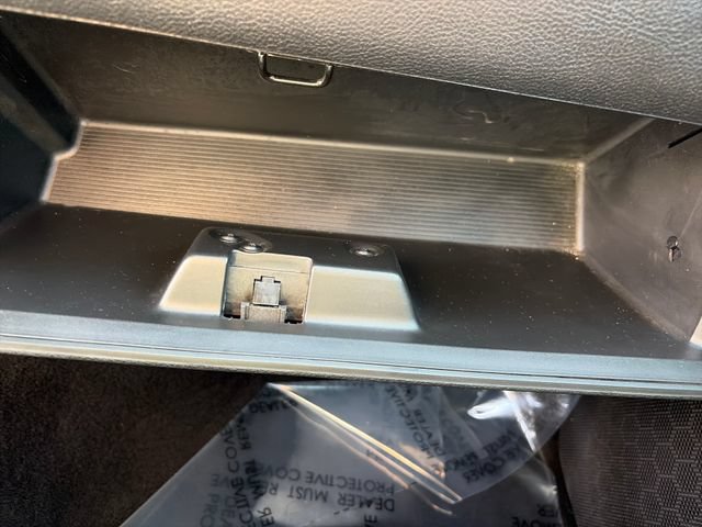Used 2015 RAM 1500 ST AWD/4WD image 35