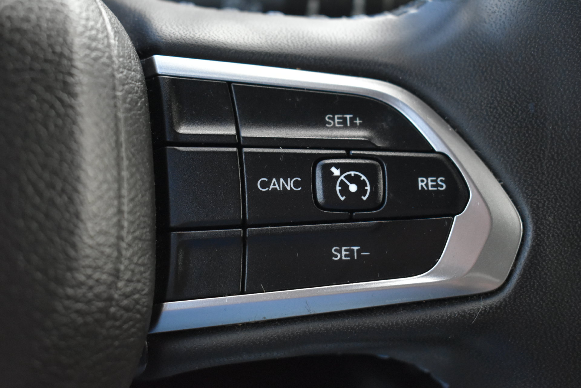 Used 2022 Jeep Compass Latitude AWD/4WD image 19
