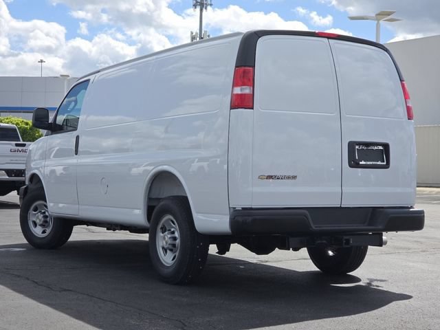 New 2026 Chevrolet Express 2500 w/ Driver Convenience Package RWD image 13