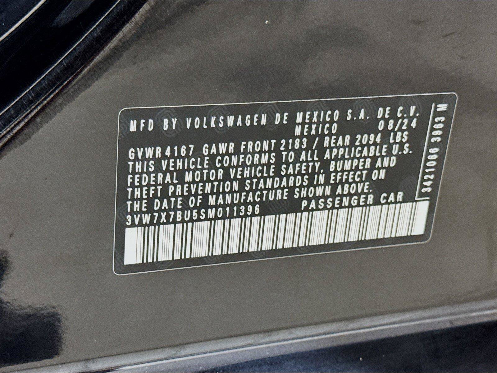 Used 2025 Volkswagen Jetta SE FWD image 28