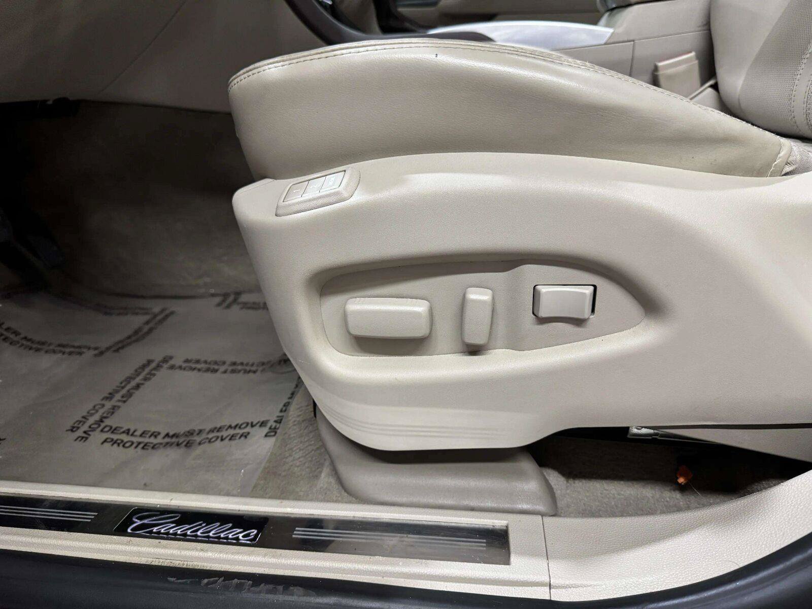 Used 2013 Cadillac SRX Performance FWD image 26