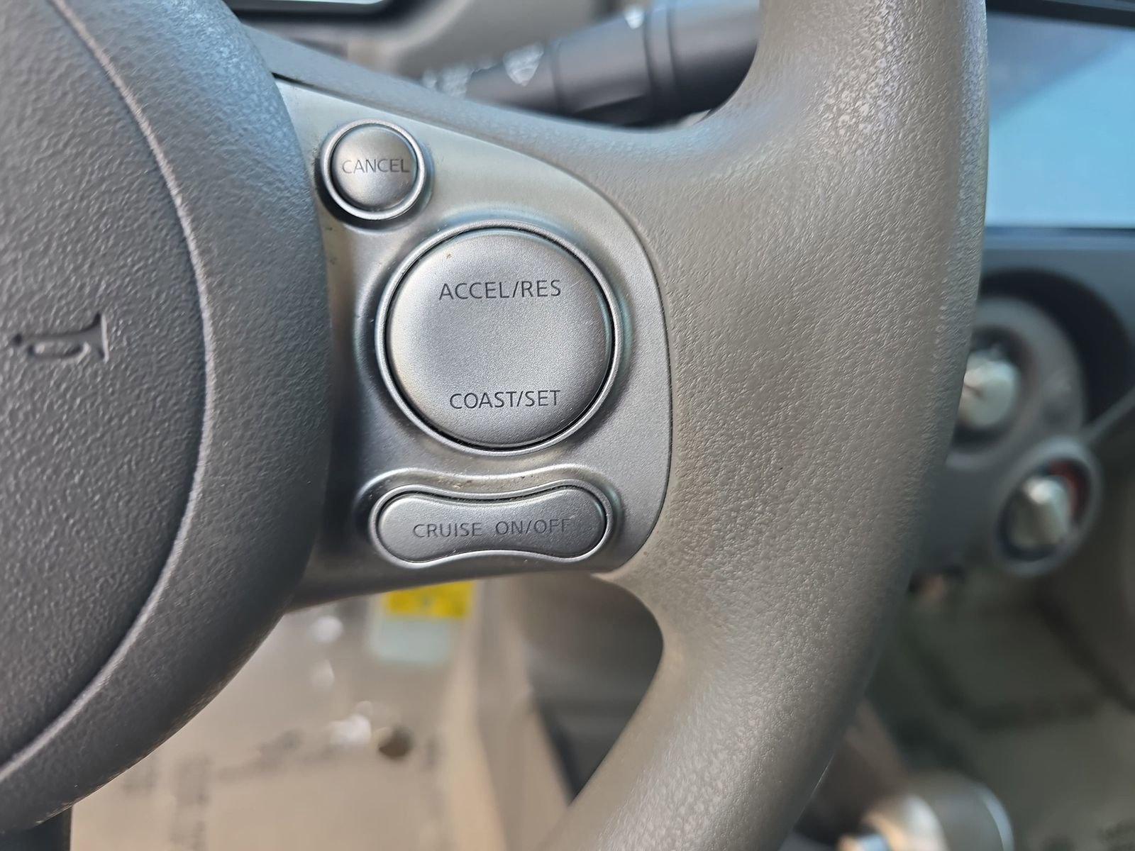 Used 2014 Nissan Versa SV image 19