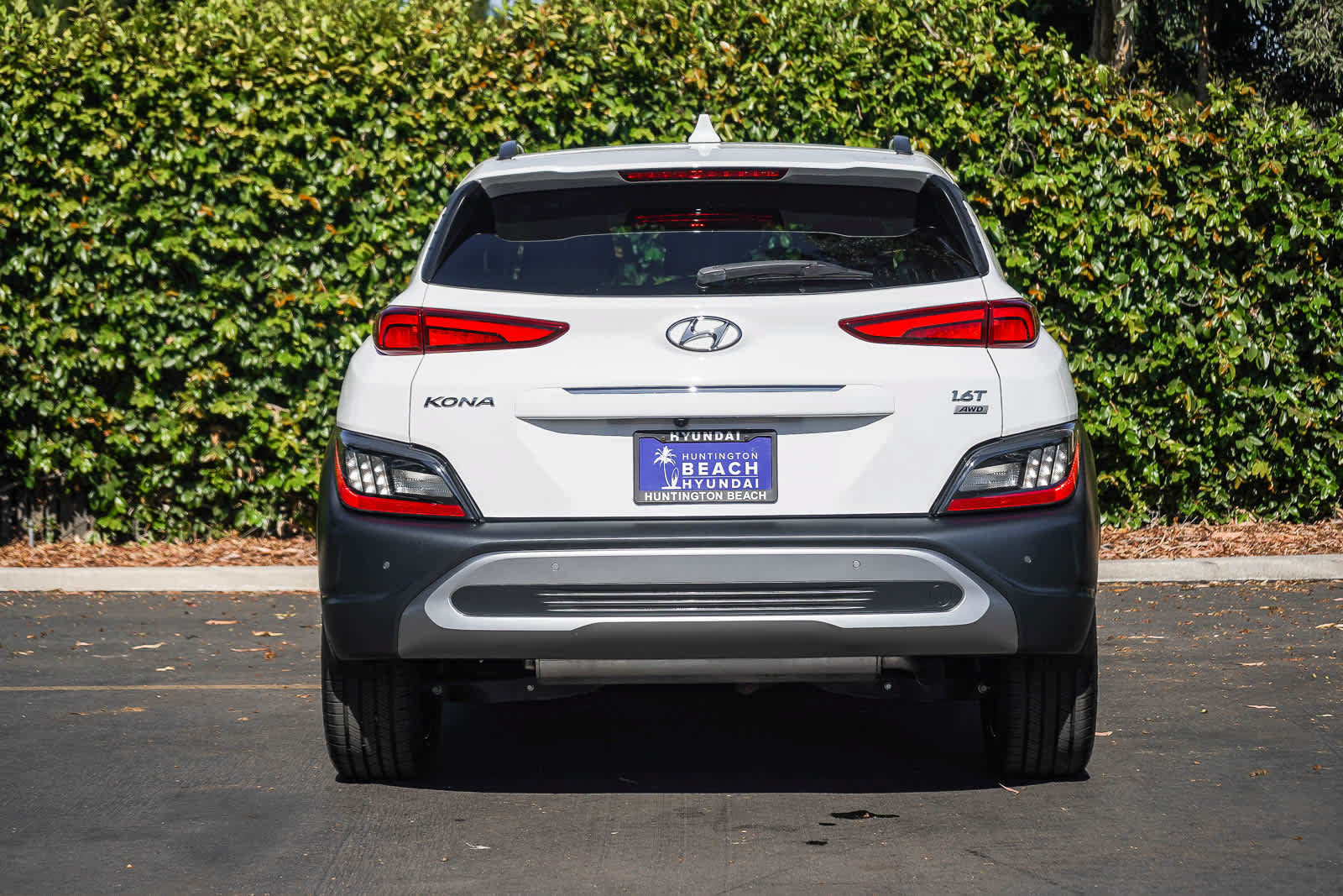 Used 2023 Hyundai Kona Limited AWD/4WD image 5