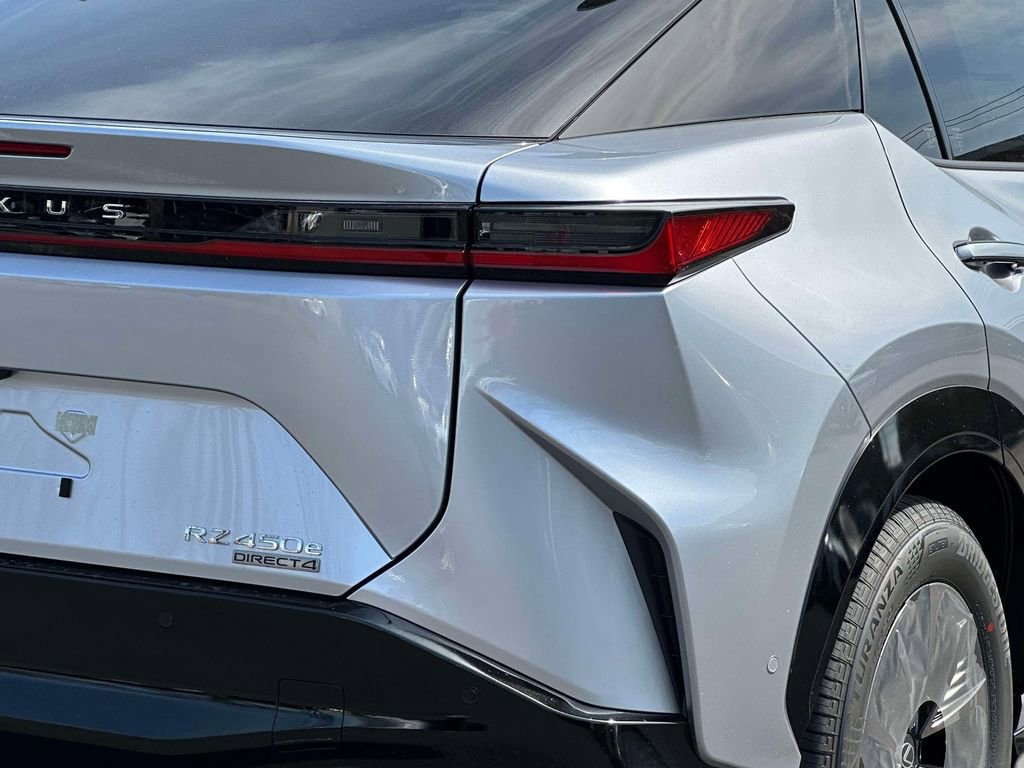 New 2026 Lexus RZ 450e AWD image 9