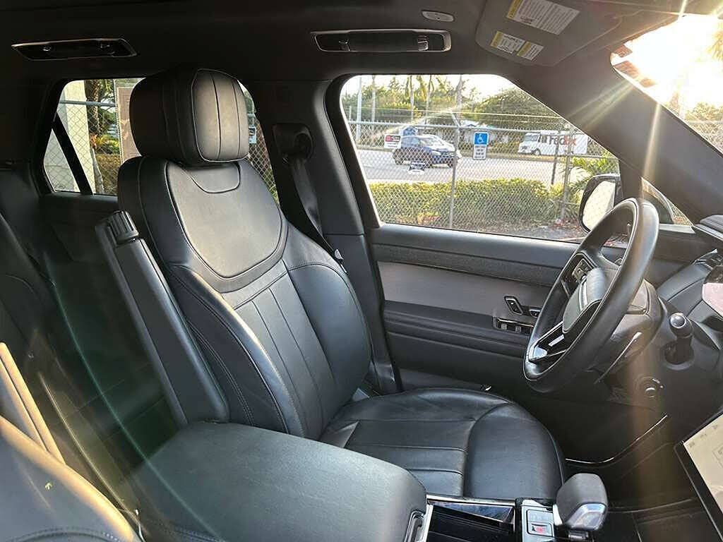 Used 2024 Land Rover Range Rover Sport Dynamic SE AWD/4WD image 34