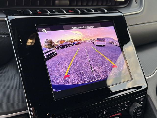 New 2025 Jeep Grand Cherokee Altitude image 4