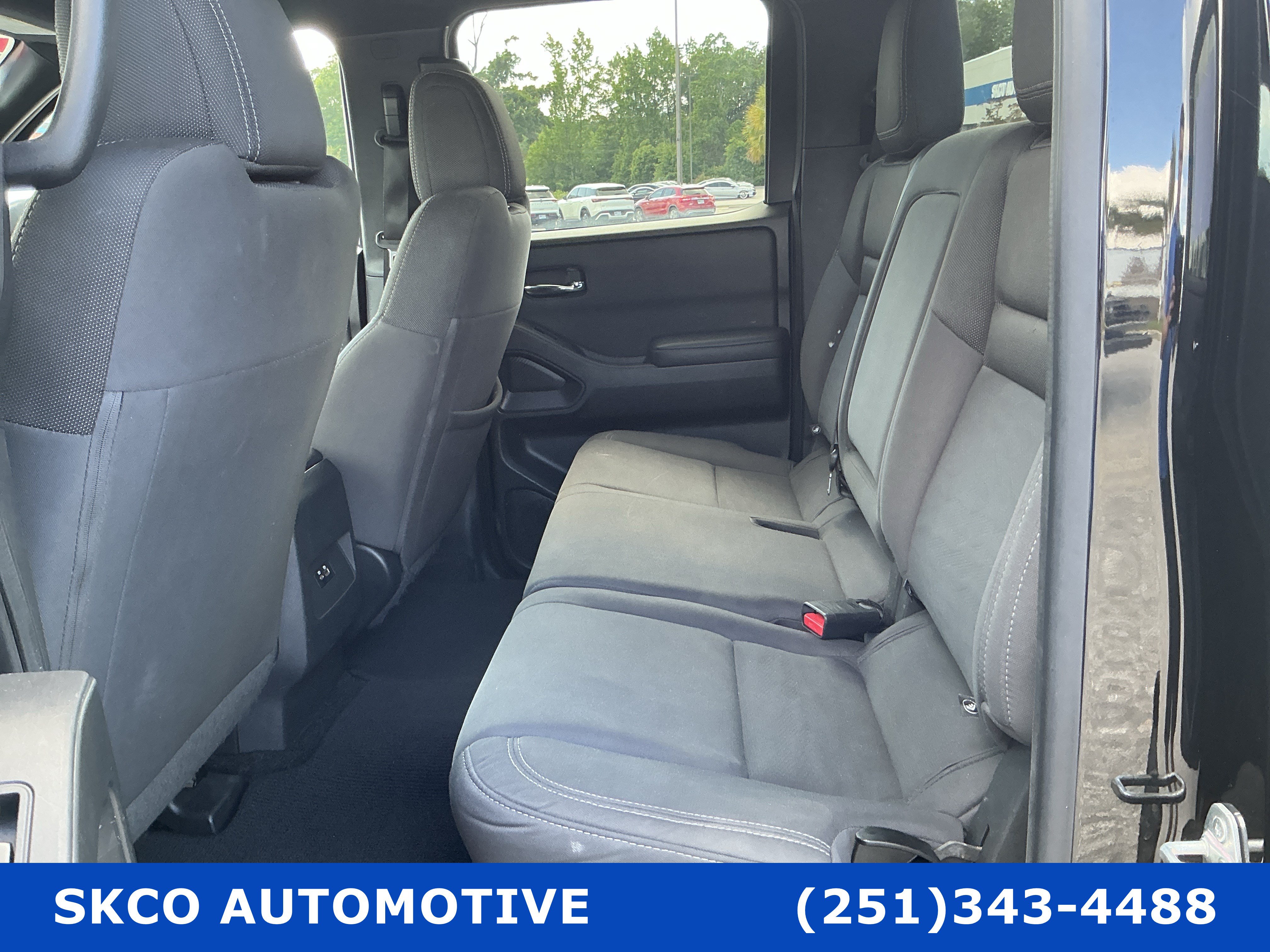 Used 2023 Nissan Frontier SV w/ Midnight Edition Package AWD/4WD image 14