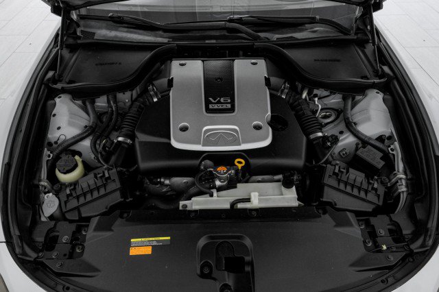 Used 2011 INFINITI G37 Convertible w/ Premium Pkg RWD image 42