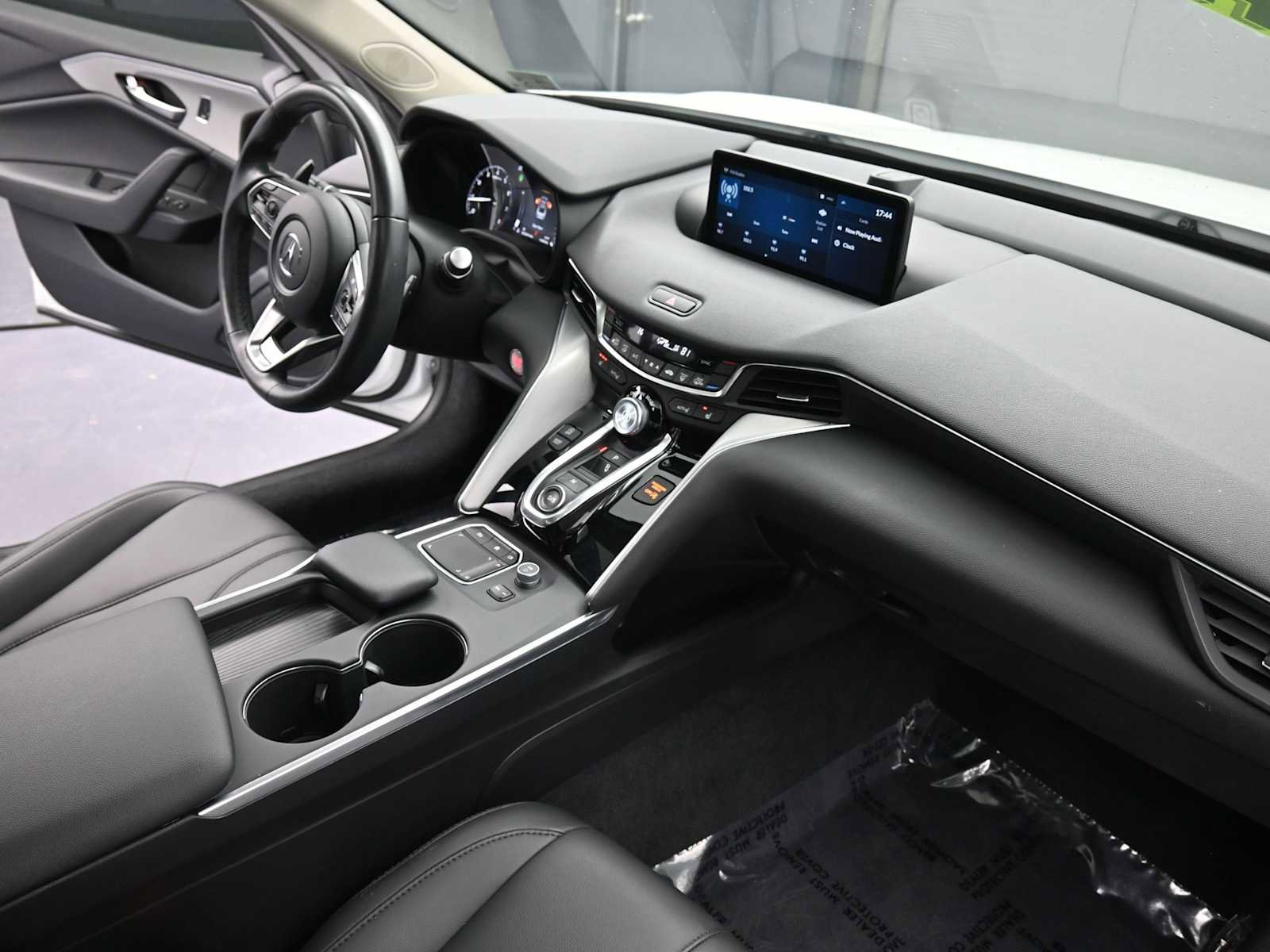 Used 2023 Acura TLX image 18