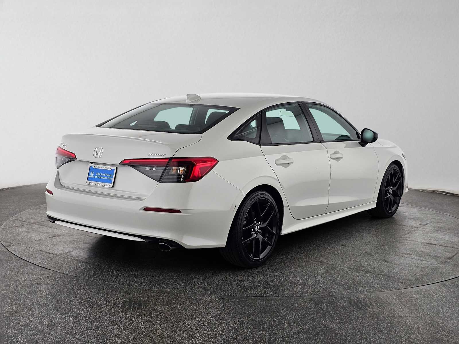 Used 2023 Honda Civic Sport image 3