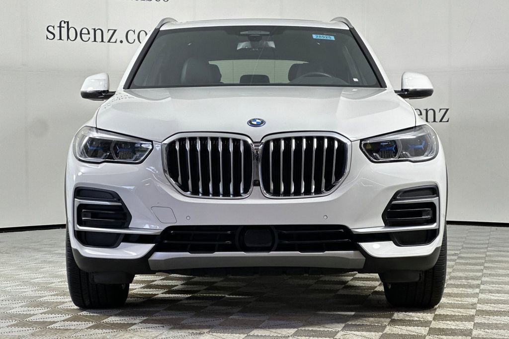 Used 2023 BMW X5 xDrive45e w/ Executive Package image 9