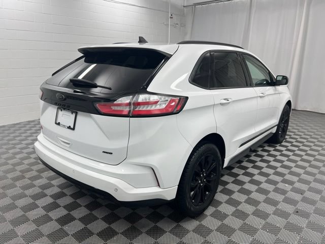 Used 2022 Ford Edge SE w/ Black Appearance Package AWD/4WD image 5