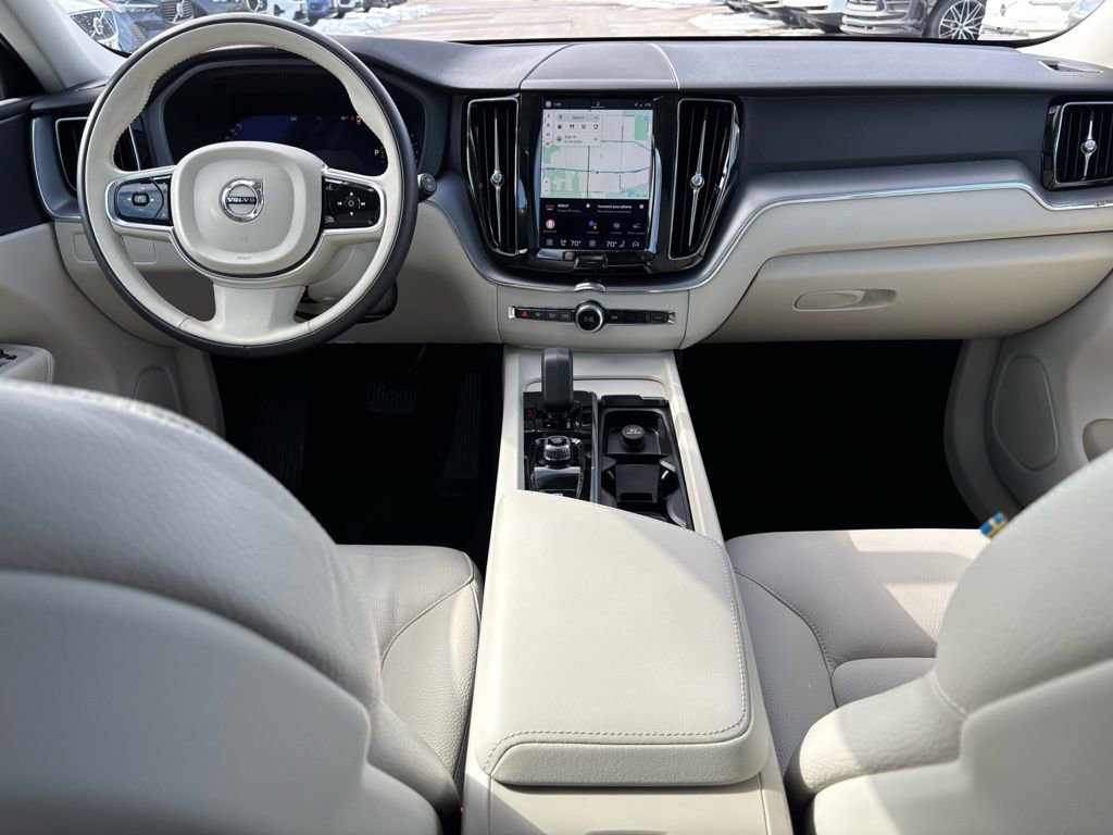 Certified 2023 Volvo XC60 B5 Core w/ Climate Package image 6