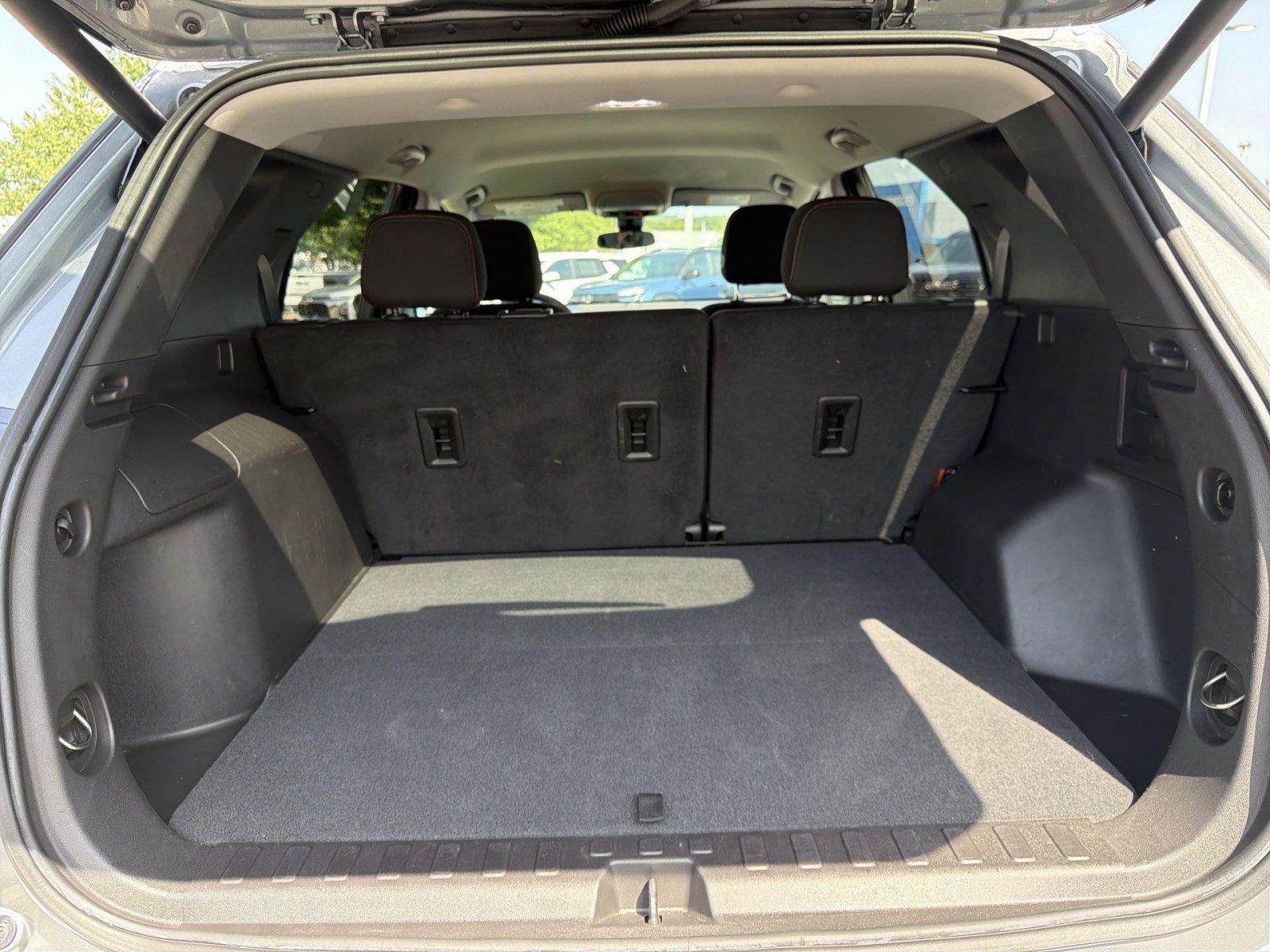 Used 2024 Chevrolet Equinox LT AWD/4WD image 24