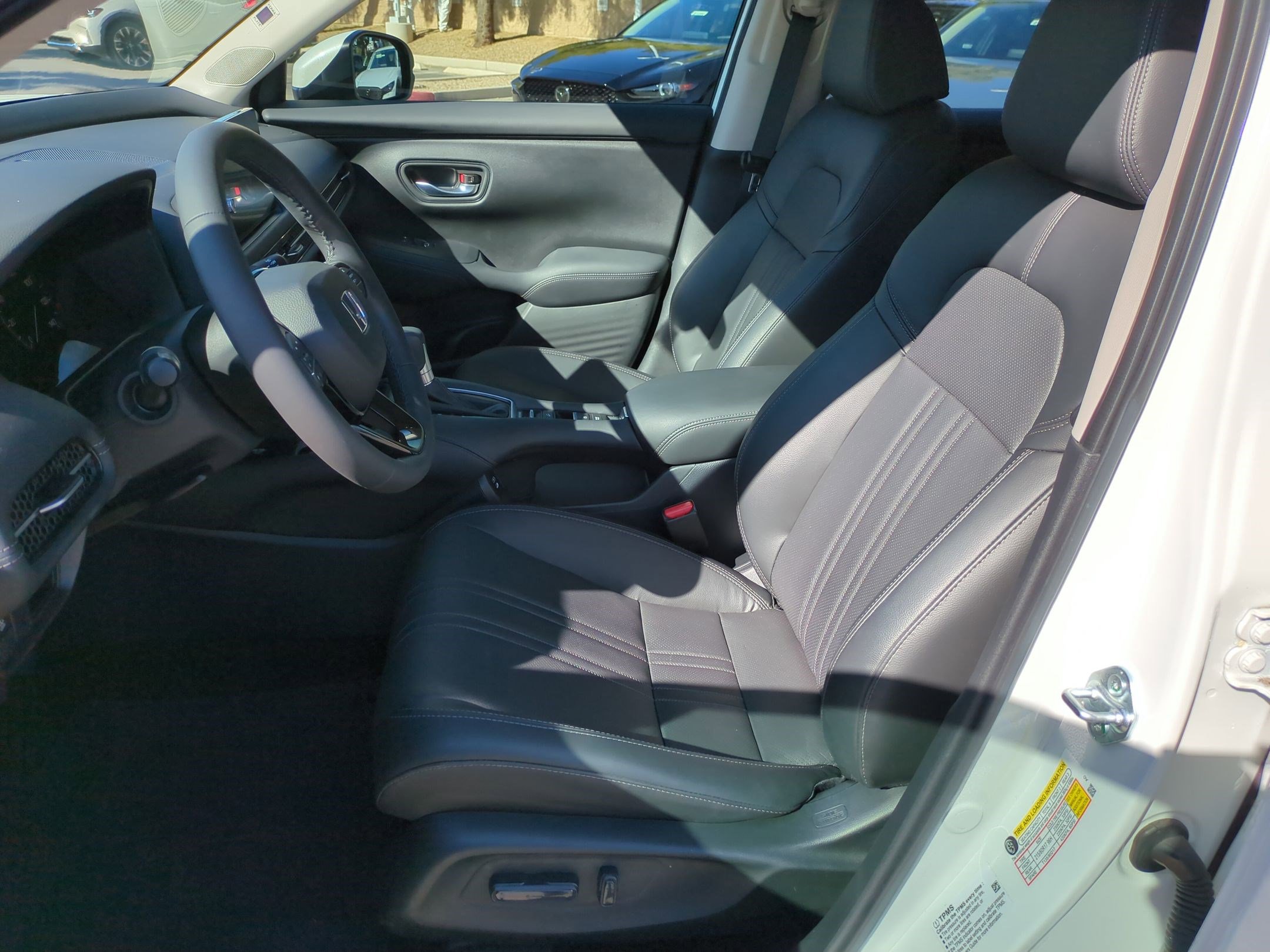 Used 2025 Honda HR-V EX-L image 25