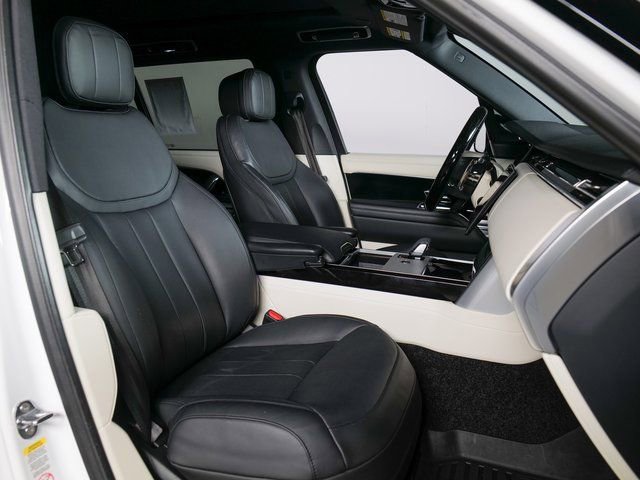 Used 2024 Land Rover Range Rover Long Wheelbase SE AWD/4WD image 3