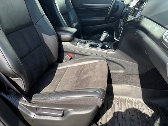 Used 2021 Jeep Grand Cherokee Altitude AWD/4WD image 17