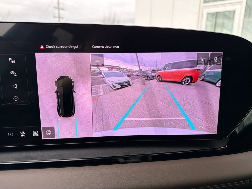 Used 2025 Audi Q6 e-tron Premium w/ Convenience Package image 21