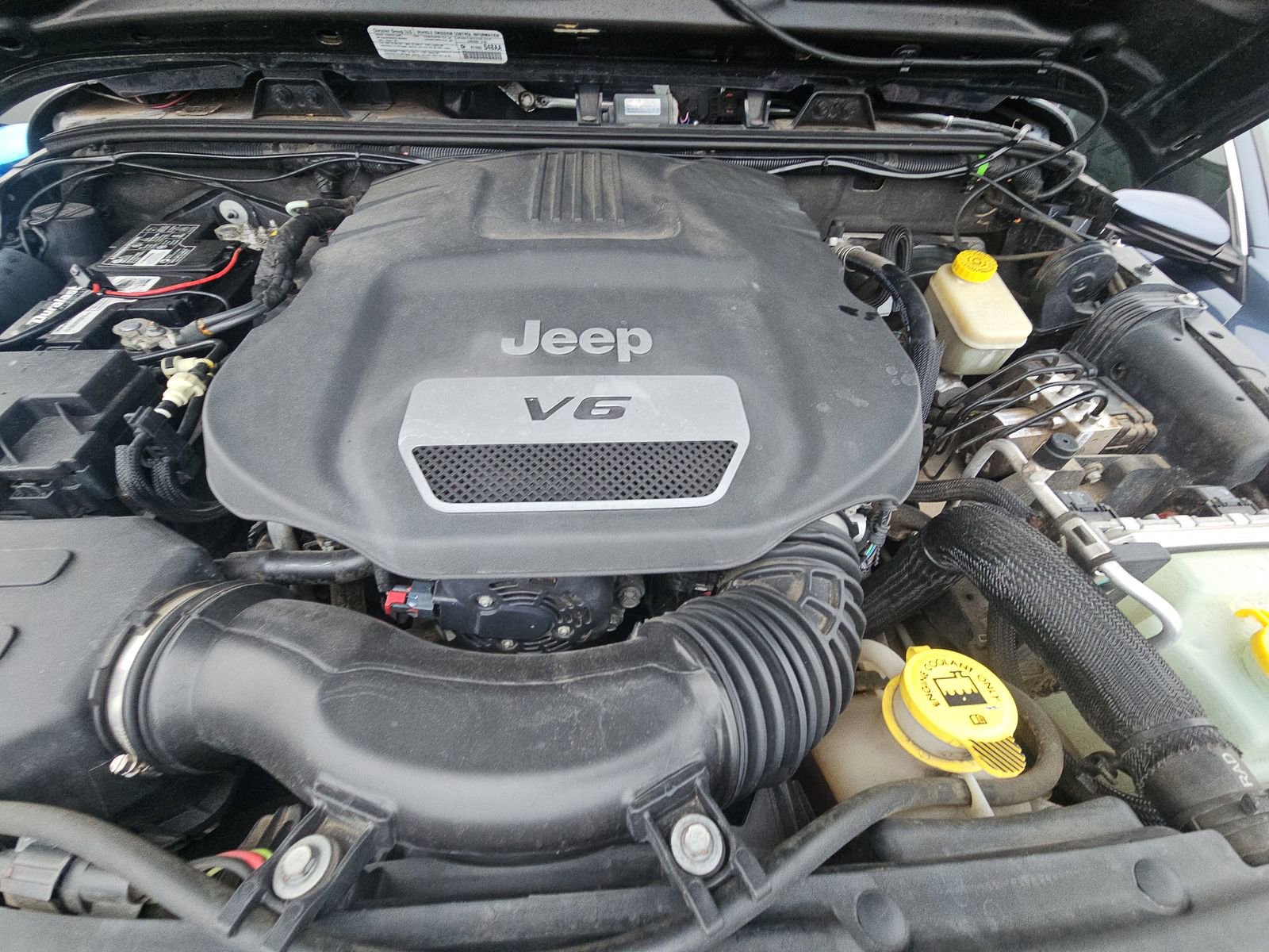 Used 2014 Jeep Wrangler Unlimited Sport w/ Max Tow Package image 21