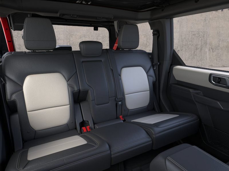 New 2026 Ford Bronco Outer Banks w/ Sasquatch Package AWD/4WD image 13