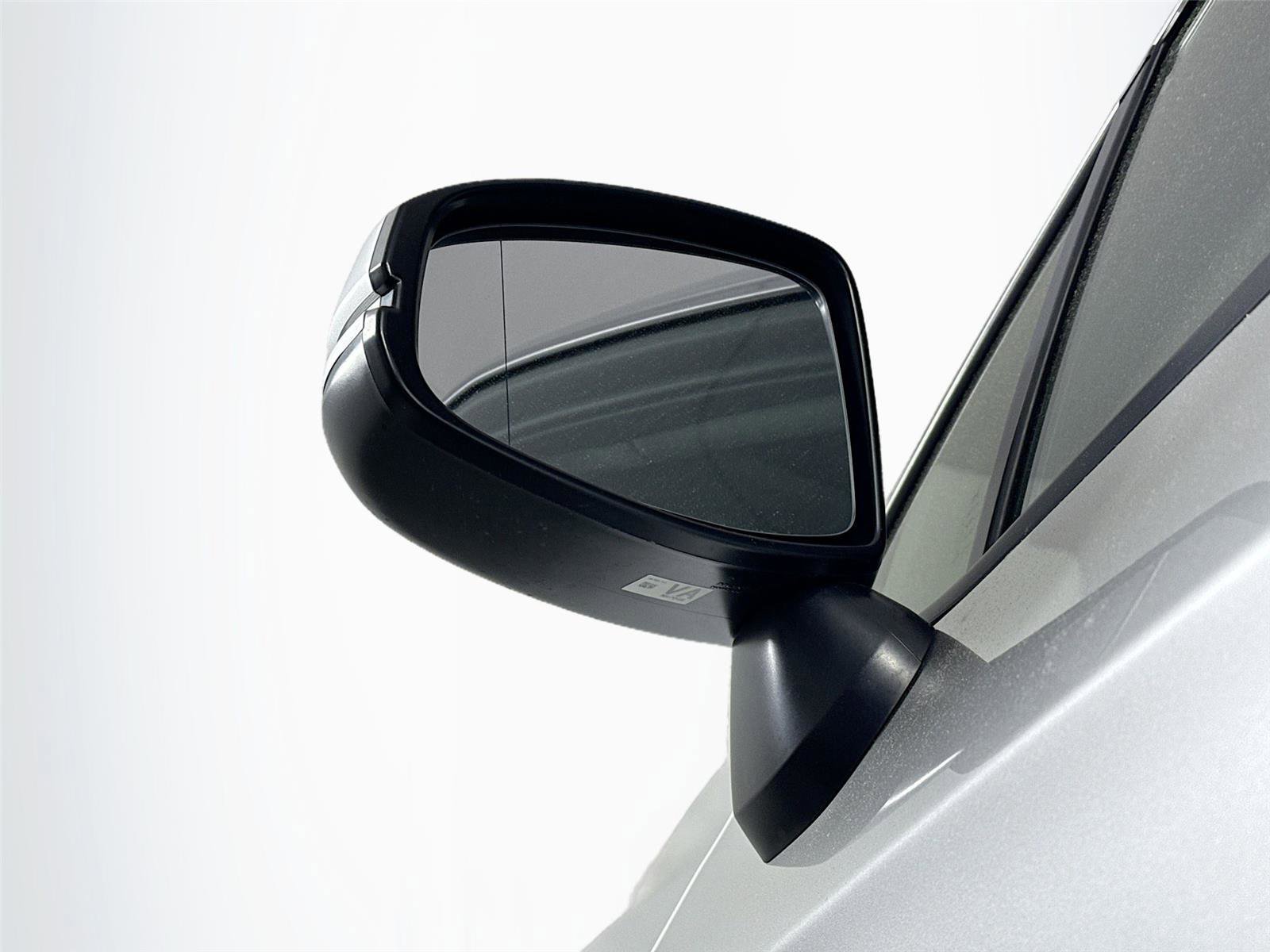 Used 2018 Honda Clarity Plug-In Hybrid image 5