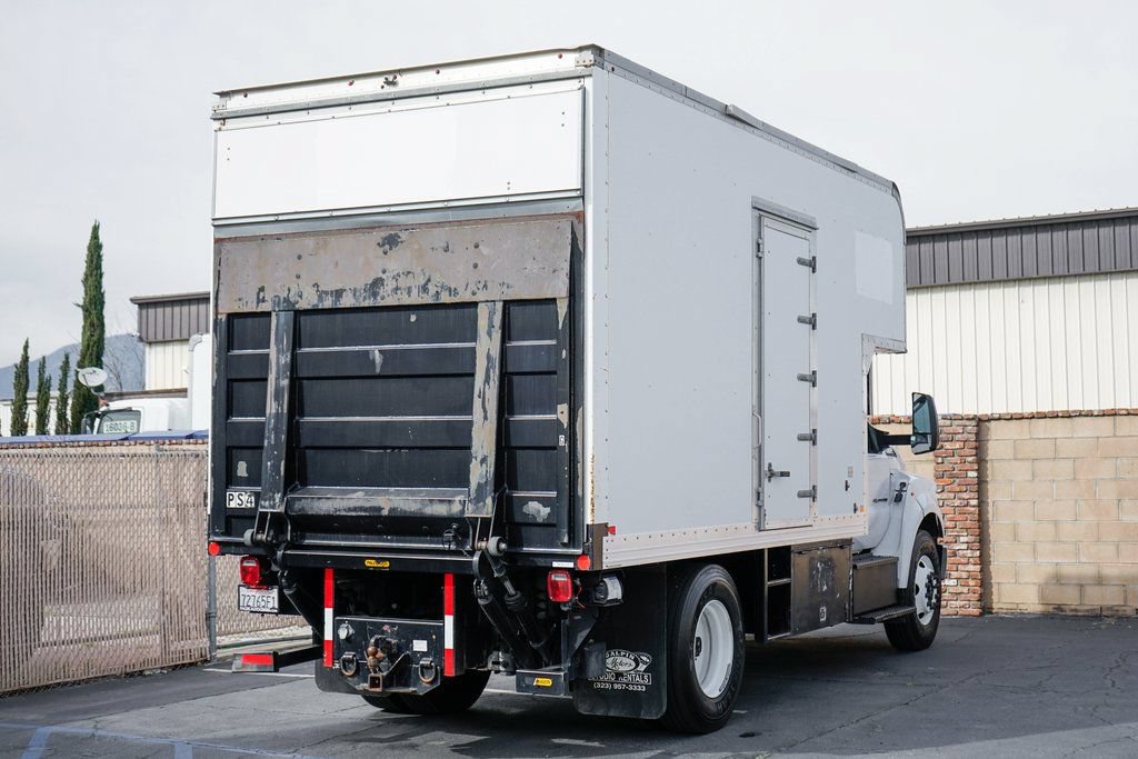 Used 2016 Ford F650 2WD Regular Cab Super Duty image 13