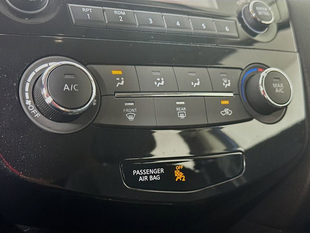 Used 2018 Nissan Rogue Sport S w/ S Appearance Package FWD image 17