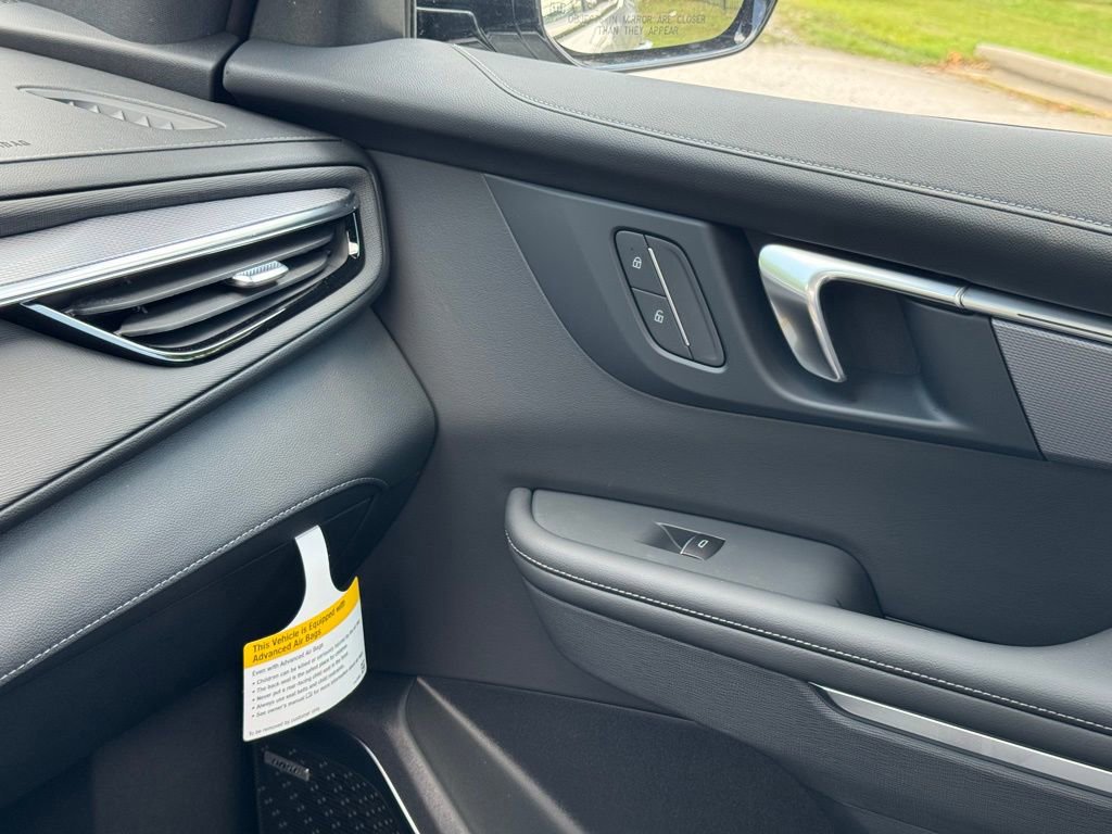 New 2025 Buick Enclave Sport Touring w/ Super Cruise Package image 33