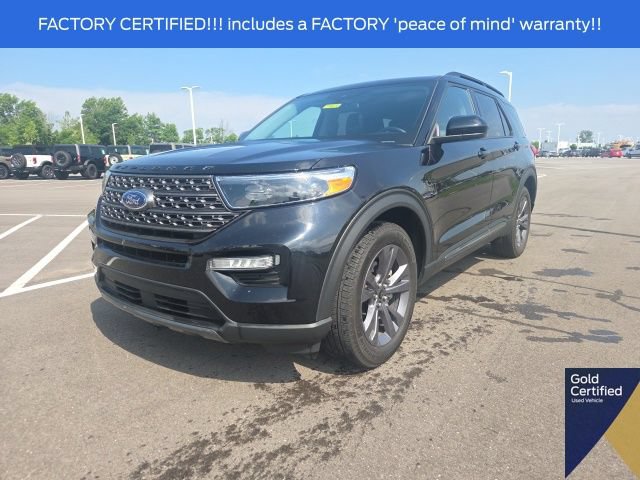 Used 2024 Ford Explorer XLT w/ Equipment Group 202A AWD/4WD image 2