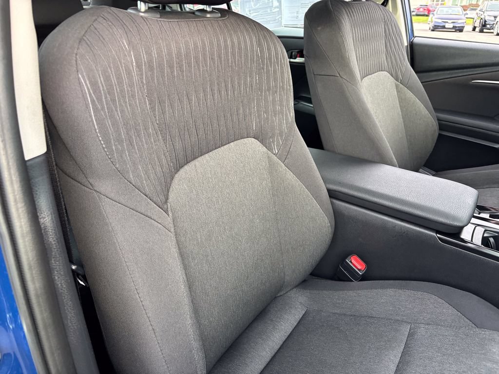 Used 2025 Toyota Camry LE FWD image 34