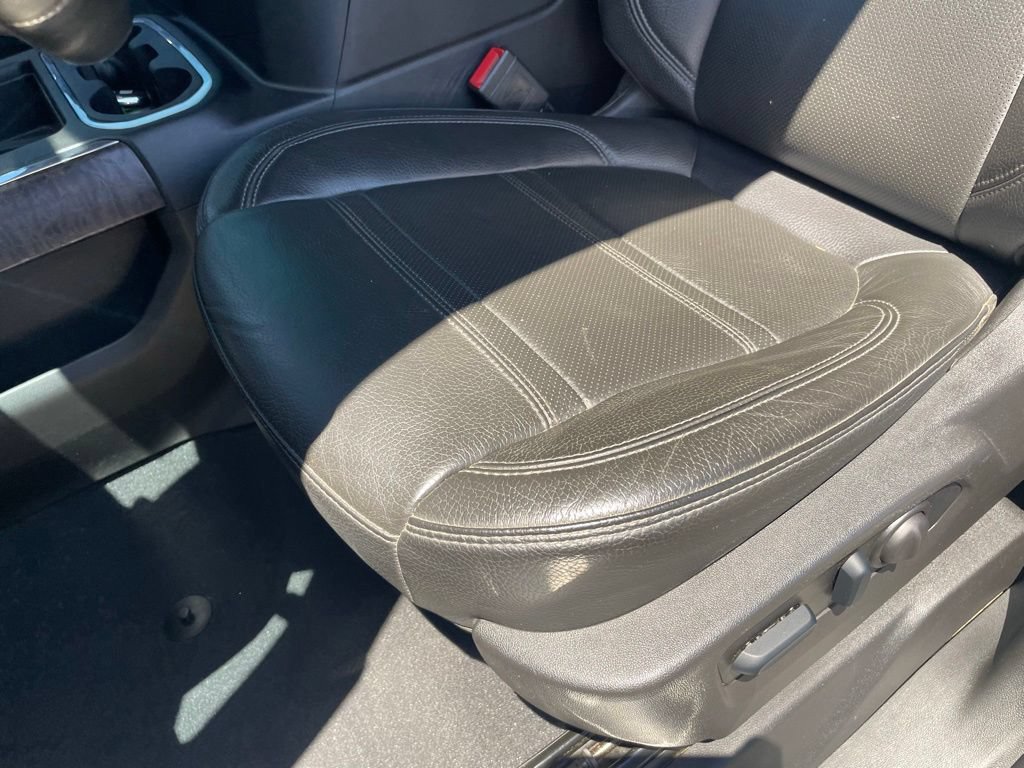 Used 2023 GMC Sierra 2500 Denali w/ Denali Ultimate Package AWD/4WD image 17