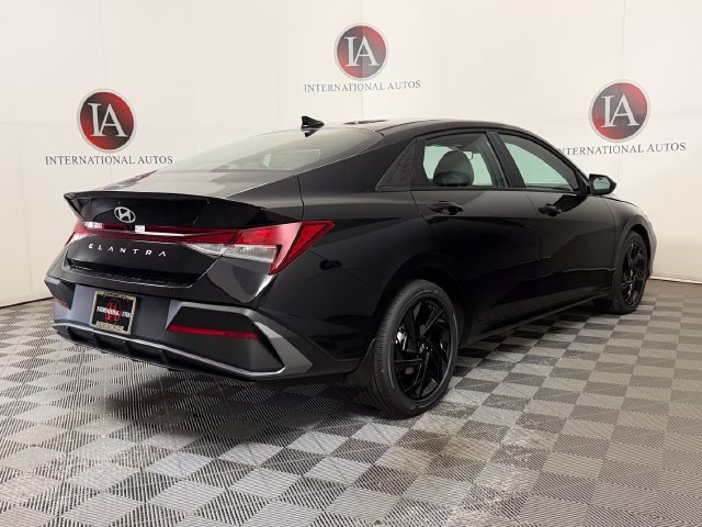 New 2026 Hyundai Elantra Sport FWD image 7