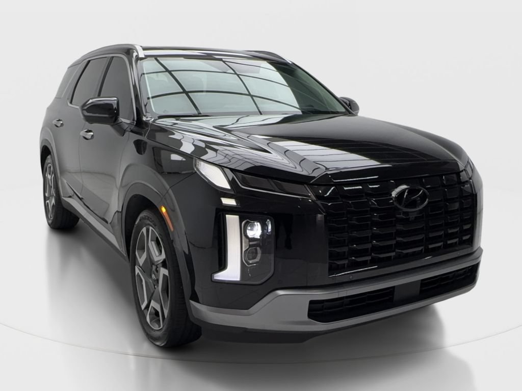 Used 2024 Hyundai Palisade Limited AWD/4WD image 2