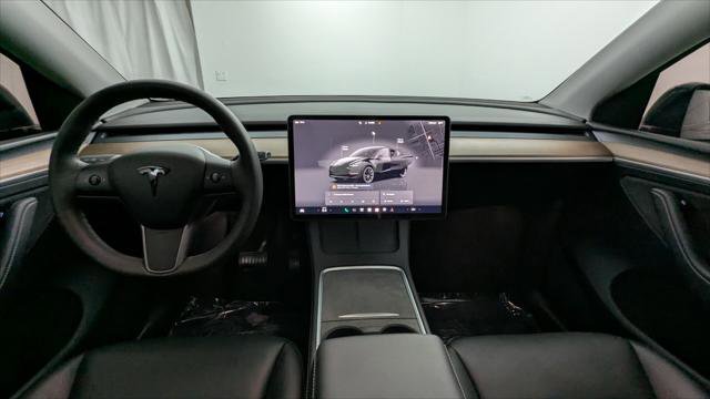 Used 2023 Tesla Model Y Long Range image 23