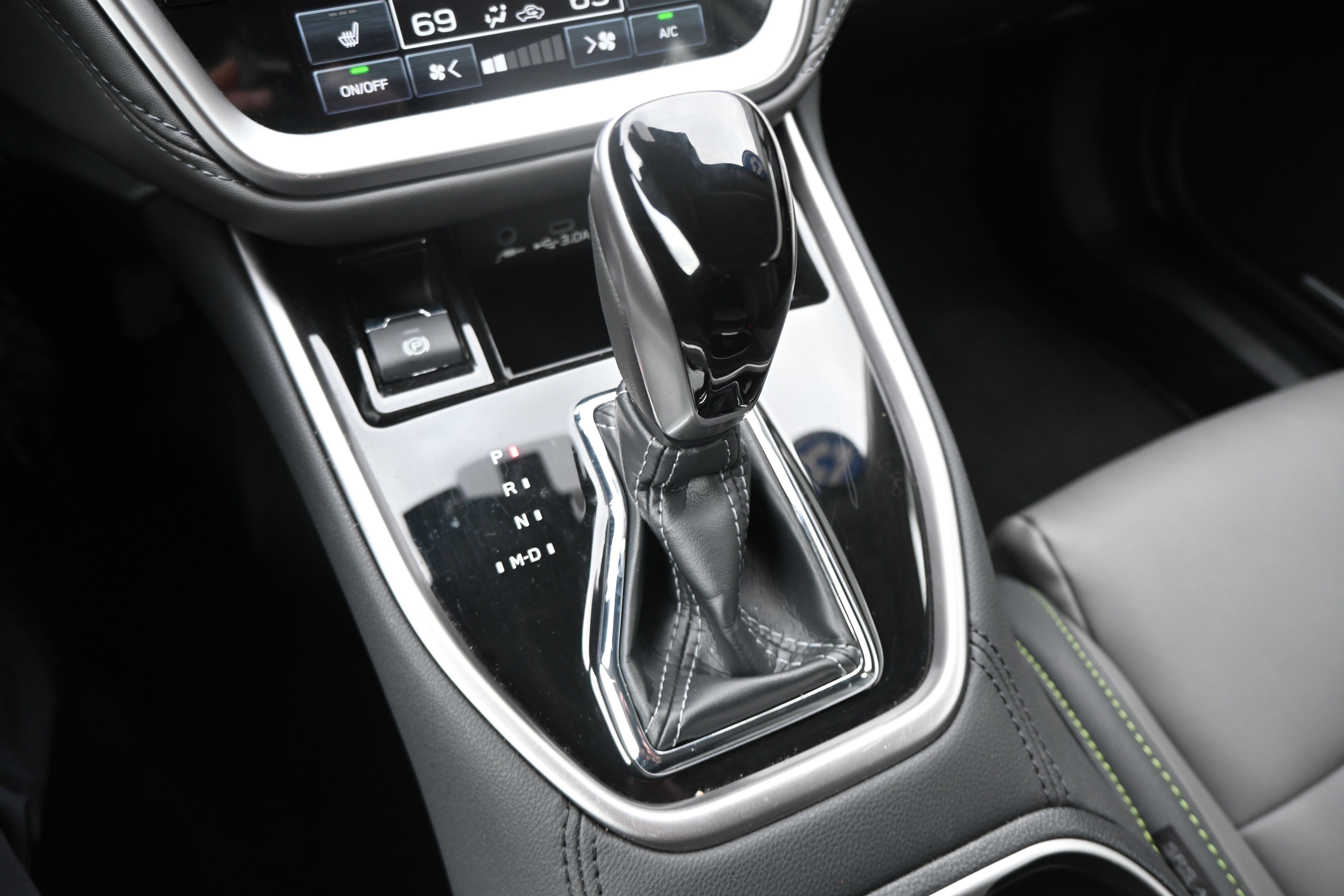 Certified 2025 Subaru Outback Onyx Edition image 26